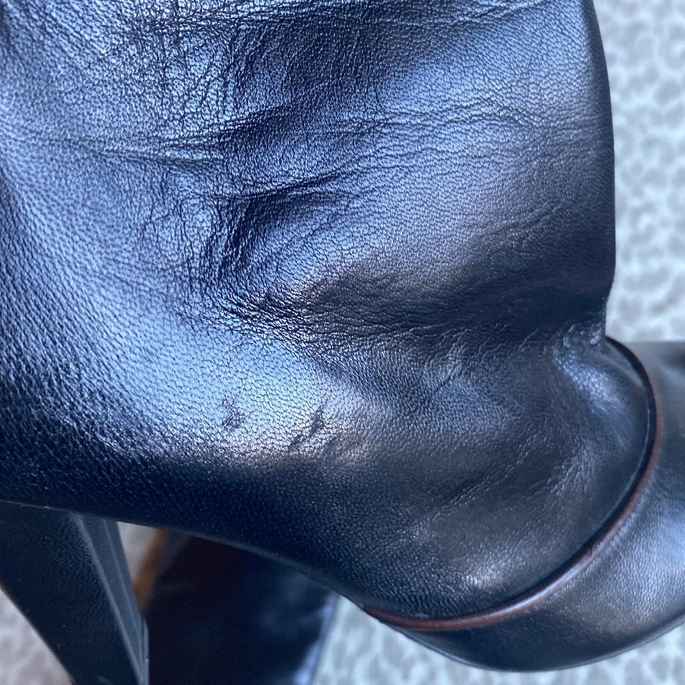 NWOB Claudia Ciuti Italian-Made Over-the-Knee Black Leather Heeled Boots, size 7